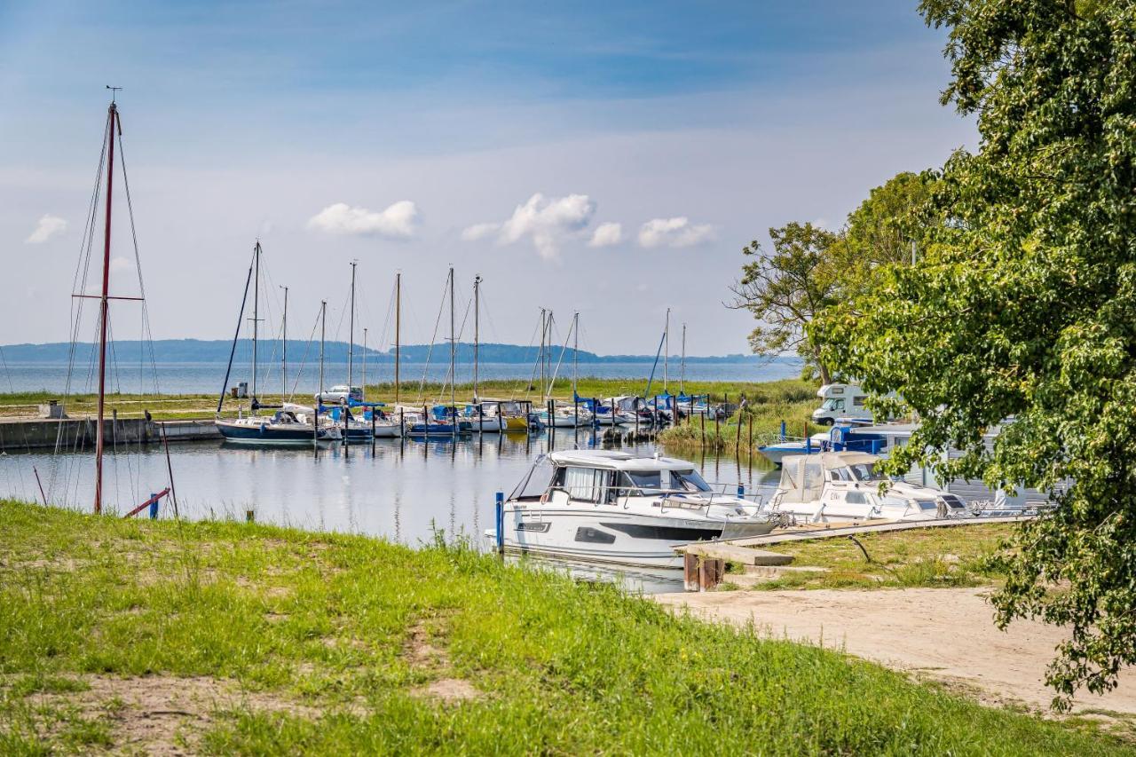 Marina Martinshafen - Beach Life Sassnitz Bagian luar foto