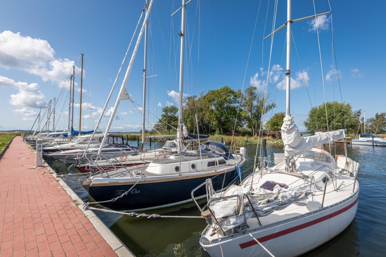 Marina Martinshafen - Beach Life Sassnitz Bagian luar foto