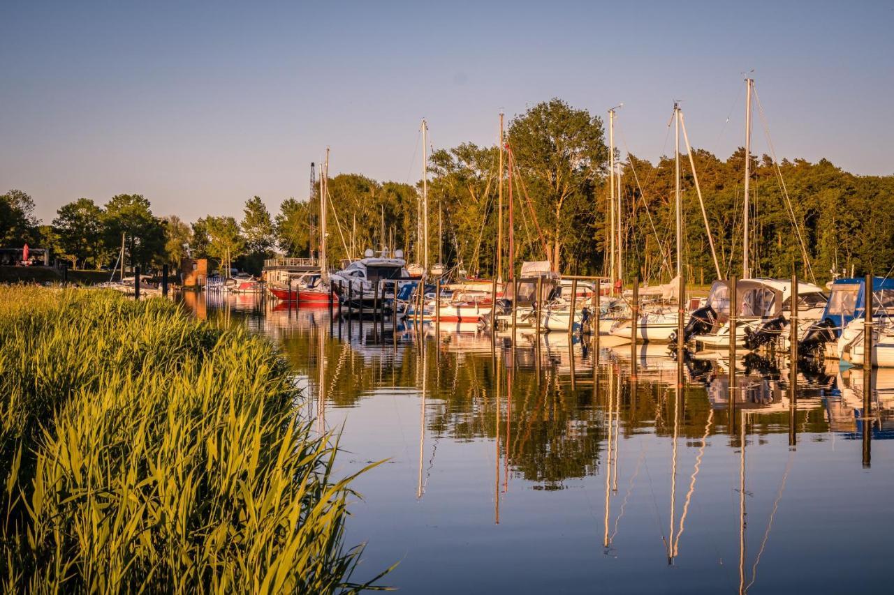 Marina Martinshafen - Beach Life Sassnitz Bagian luar foto